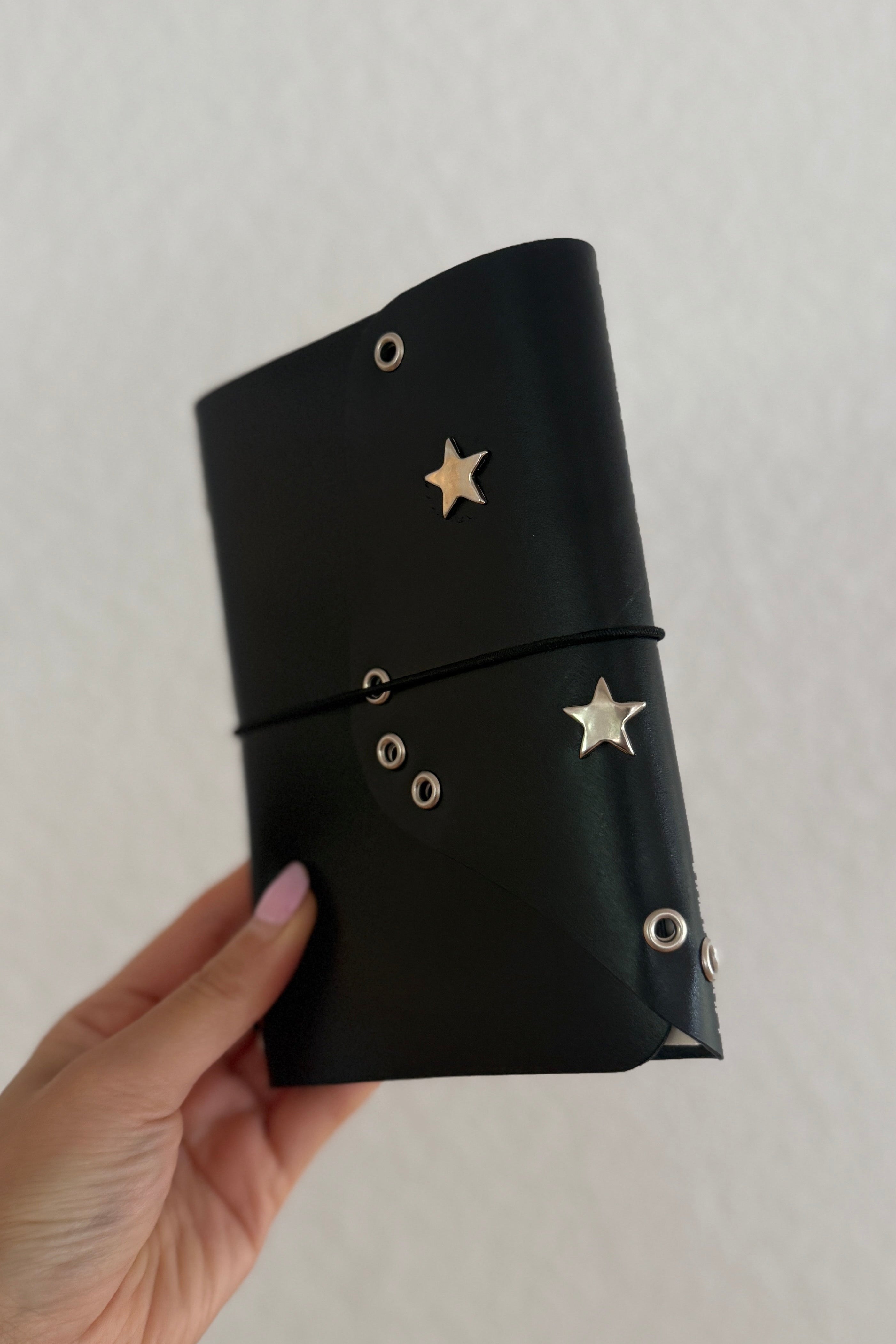 A6 Asymmetrical Stars & Eyelets