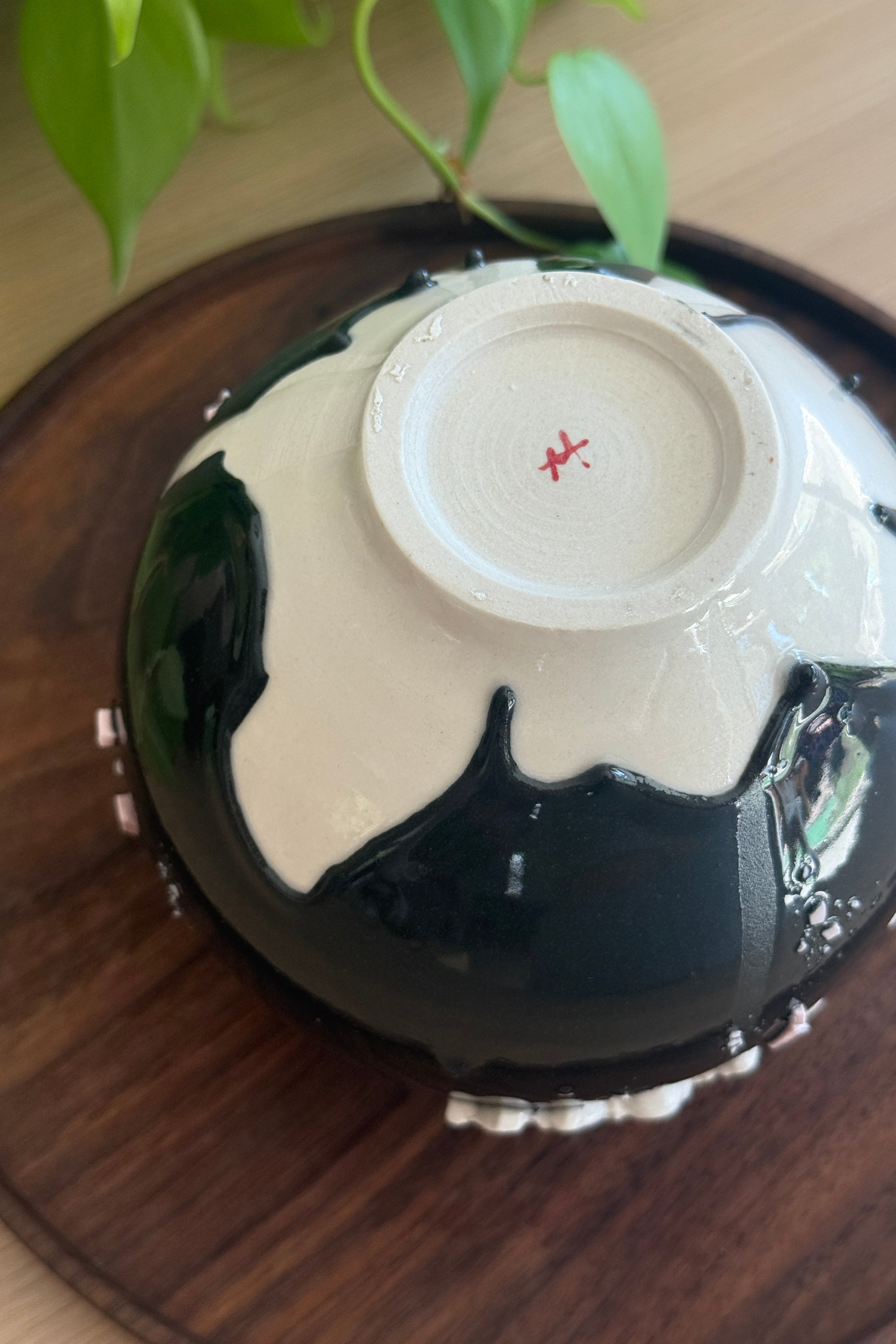 Black Dripping Snake Mini Moon Jar